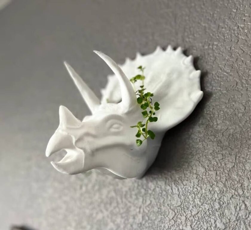 Triceratops head Planter/Wall mounted planter/Handmade Animal Planter/home and living/outdoor and gardening/planters and pots/head planter,